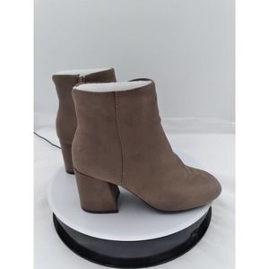 NIB MOODY-1 SQUARE TOE BOOTIE Brushed Faux Suede by Bamboo size 8